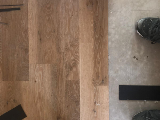 Karndean Pale Limed Oak fitted in lounge dinner and parquet planks fitted in hall